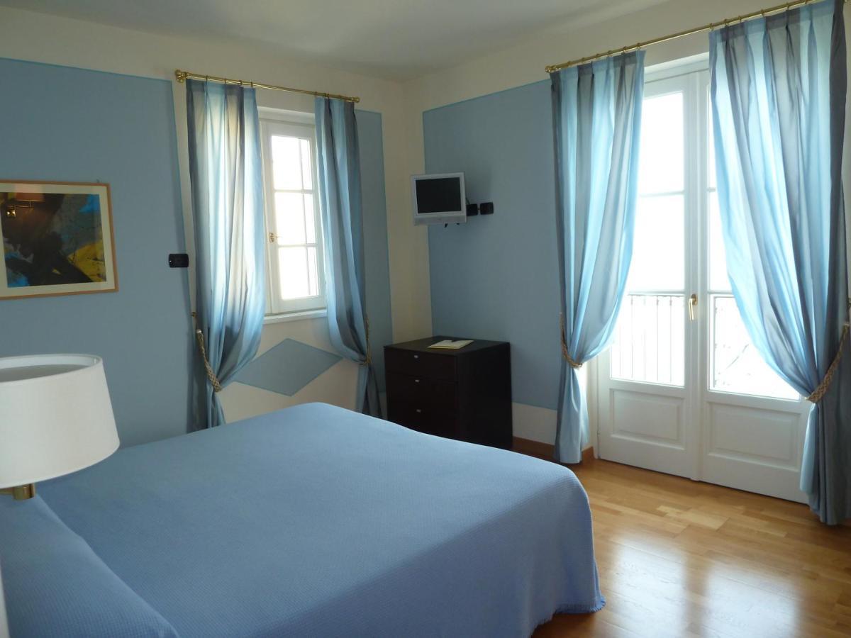 Hotel Residence La Luna Nel Porto Stresa Ngoại thất bức ảnh
